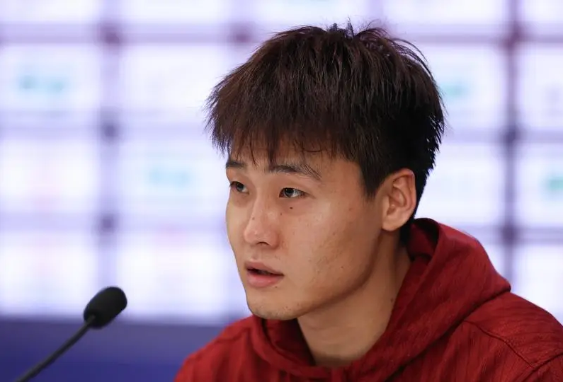 开云官方入口-赵睿谈加盟北京队的心情！解释为何选择24号球衣，周琦18字调侃